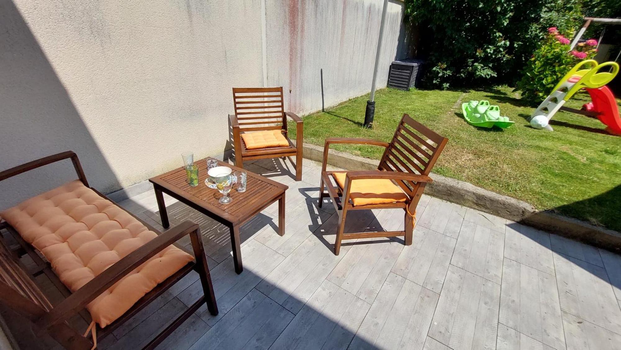 Le So Wild, Maison Avec Jardin Clos, Terrasse Amenagee, 5 Mn A Pied Commerce, Terrain De Tennis, A 800 M De La Plage D'Omaha Beach Jeux Arcade, Jouets, Materiel Jeunes Enfants Enfants, Table Ping-Pong Vierville-sur-Mer Eksteriør billede